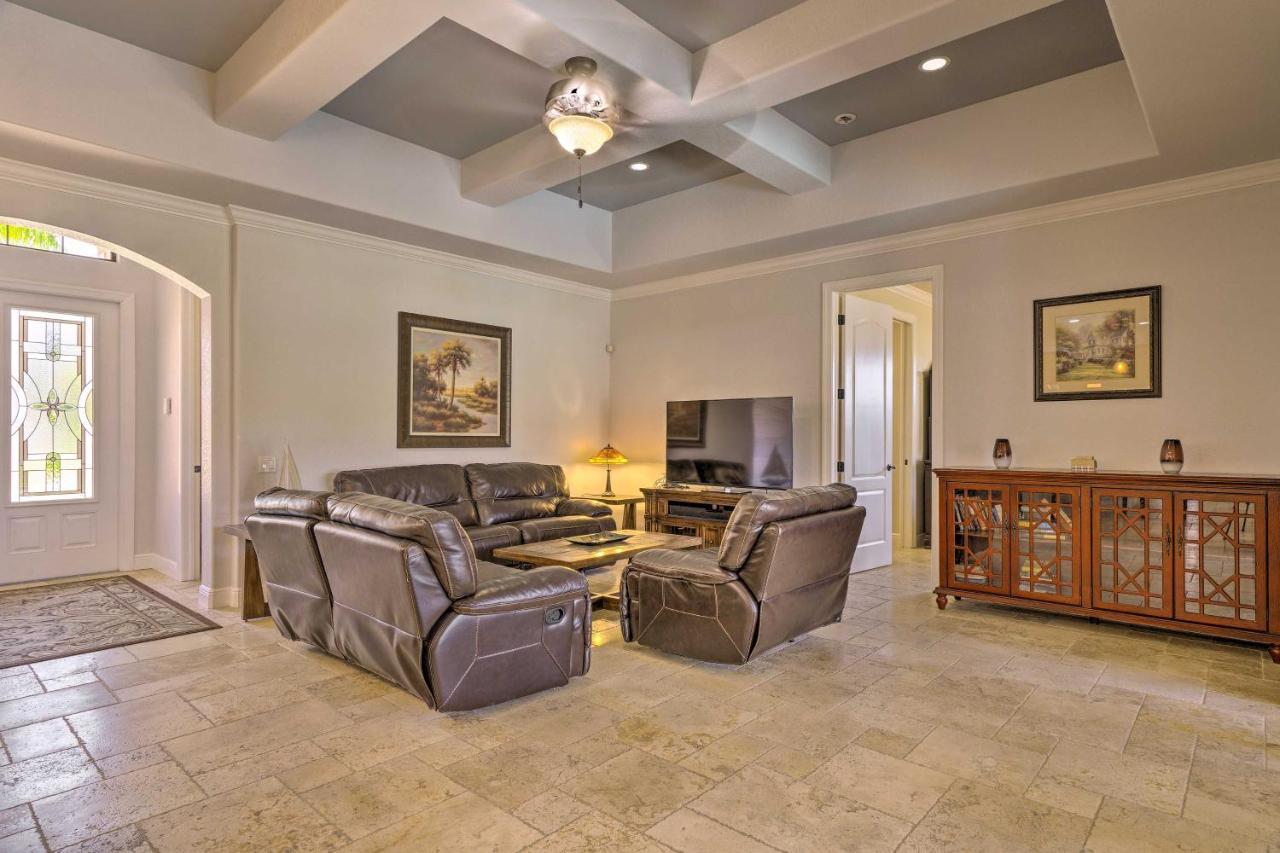 Canalfront Cape Coral Home With Patio And Grill! المظهر الخارجي الصورة