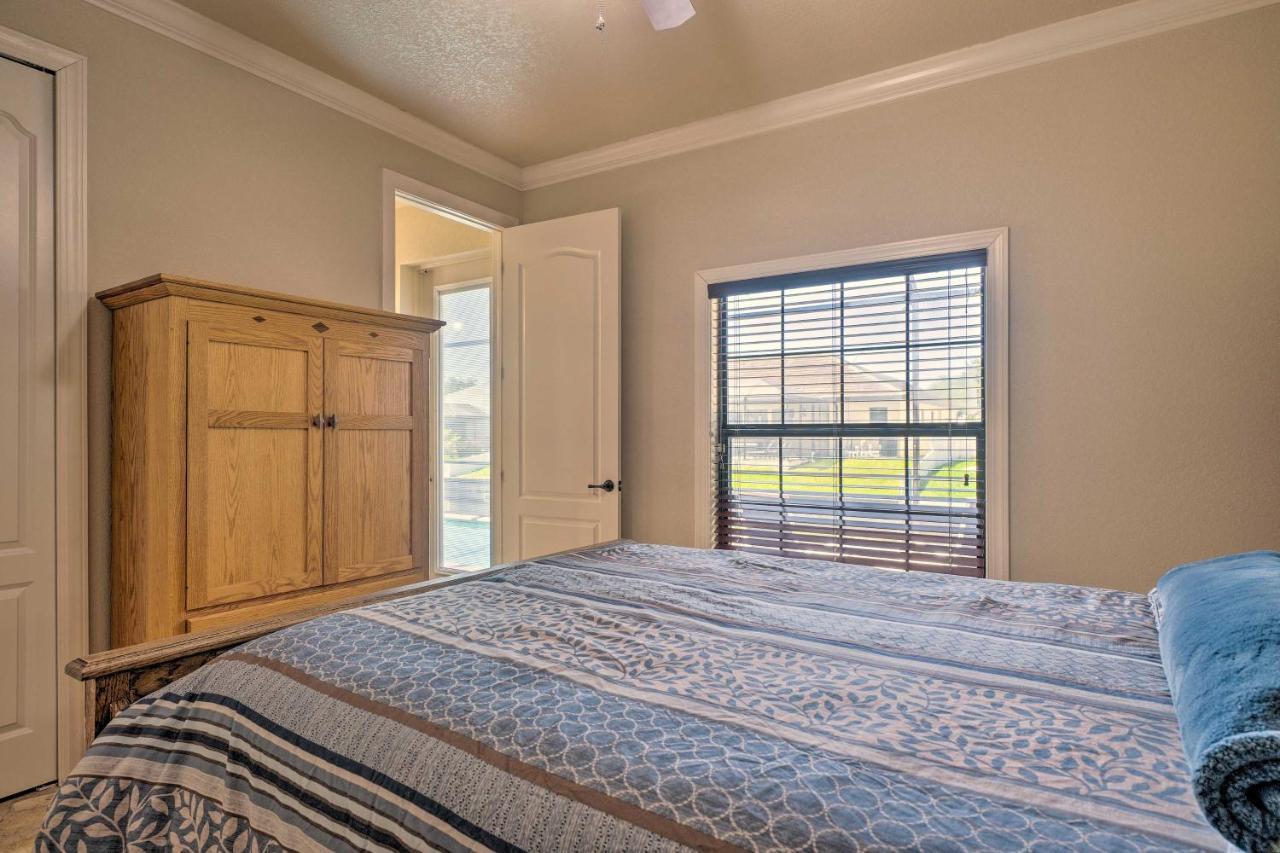 Canalfront Cape Coral Home With Patio And Grill! المظهر الخارجي الصورة