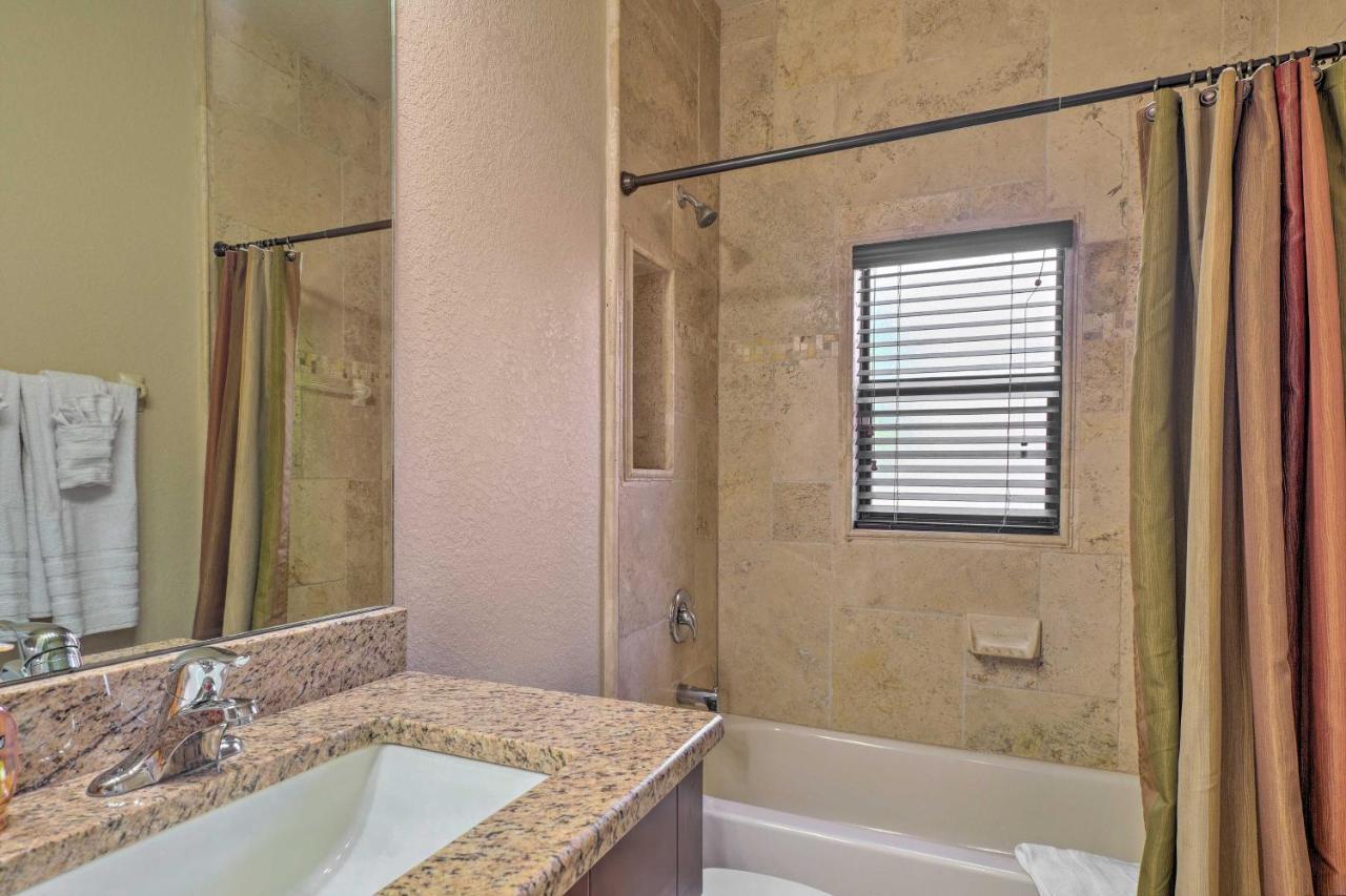 Canalfront Cape Coral Home With Patio And Grill! المظهر الخارجي الصورة